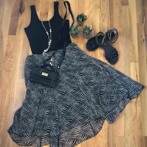 Light and flowy StudioM skirt